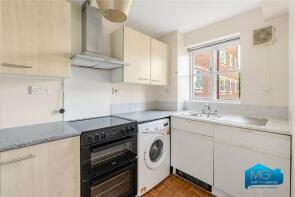 Flat 2, 1, Blackdown Close, East Finchley, London N2 8JF