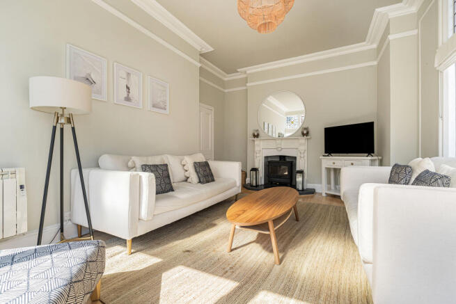 27 Sitting Room.JPG
