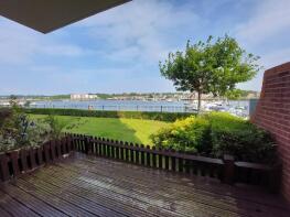 Flat 2, 37 Vespasian Quay, Vespasian Road, Southampton SO18 1EA