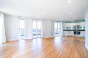 Flat 4, Marsworth House, Hatton Road, Wembley HA0 1QY
