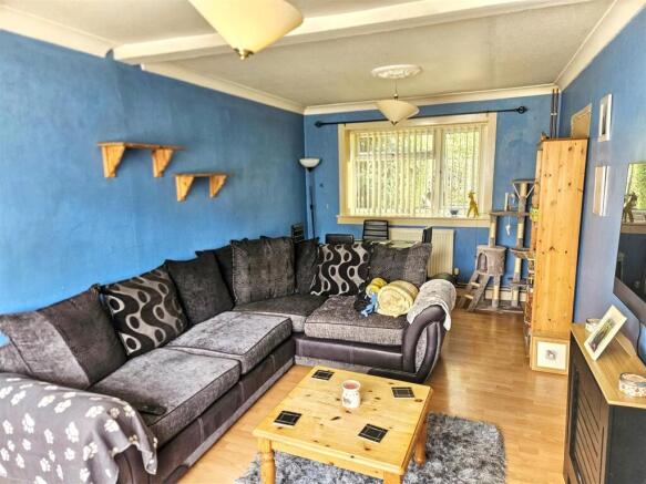 2 bed Semi-Detached for sale Image 2