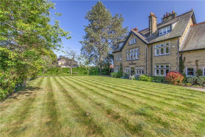 Lovely Gardens