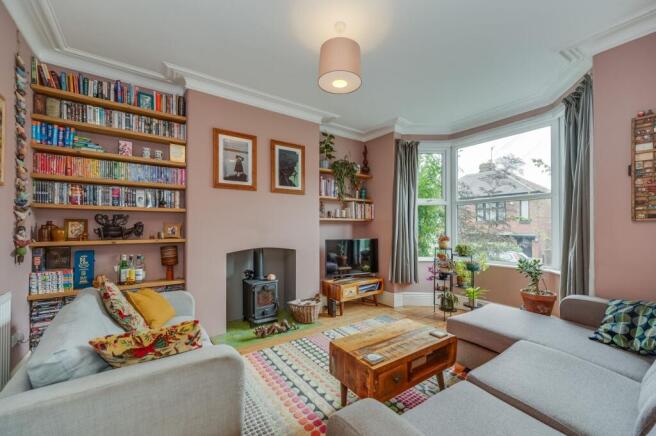 KITCHEN, DINER AND LIVING ROOM