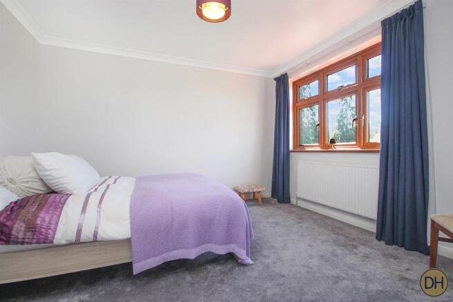Bedroom+