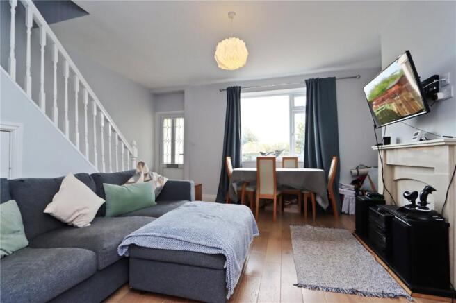 Living Room Pic 1