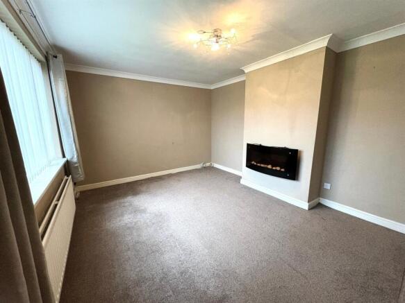 Lounge1.JPG