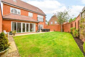 30, Meadowbrook, Newbury RG20 9AN