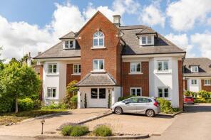 3, Carlton House, Lewes Road, East Grinstead RH19 3TB