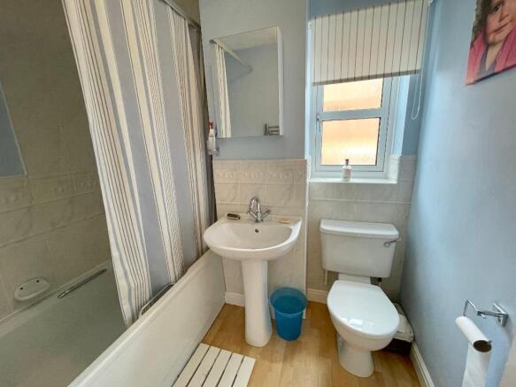 Family bathroom