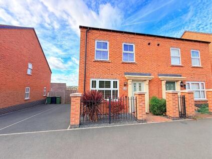 Edinburgh Road, Nuneaton, CV10