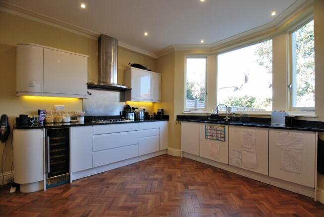 Stylish Integrated Kitchen
