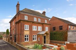 Flat 1, Lloyds Bank Plc, Headley Road, Grayshott, Hindhead GU26 6LG