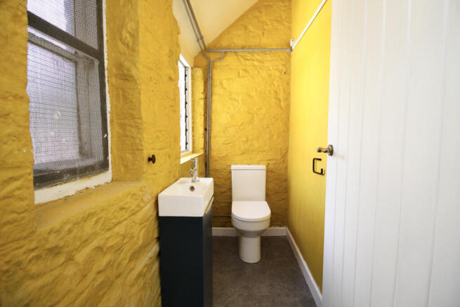 Groundfloor WC