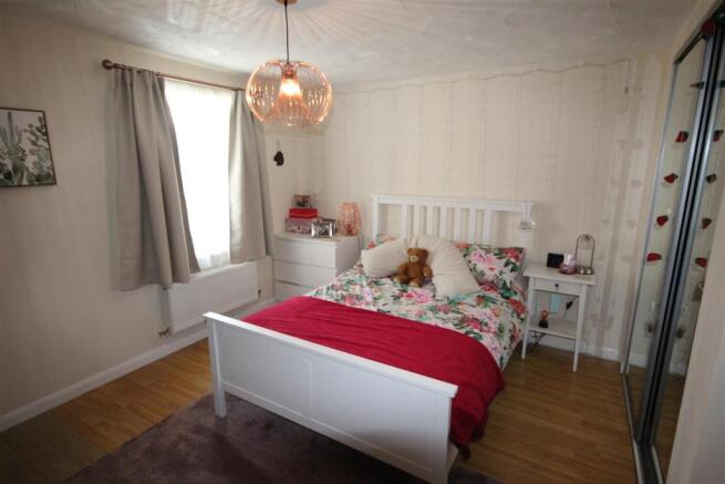49 Johnson Court Bed 1 .JPG