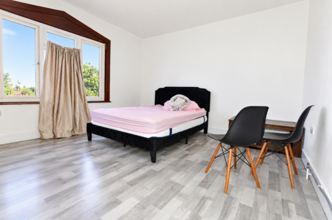 Lrg_bed 1