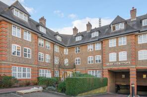 Flat 46, 20 Heathview Court, Corringway, Golders Green, London NW11 7EF