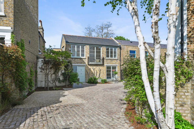 Hyde Mews