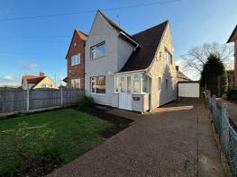 125, Wendover Drive, Nottingham NG8 5JN