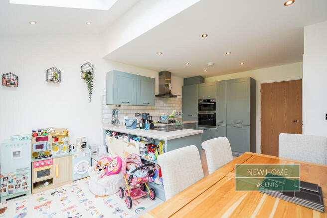 3 bed Detached for sale Image 5