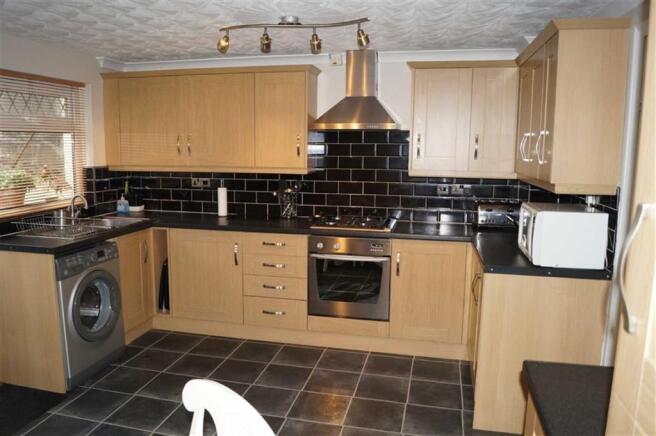 KITCHEN/DINER