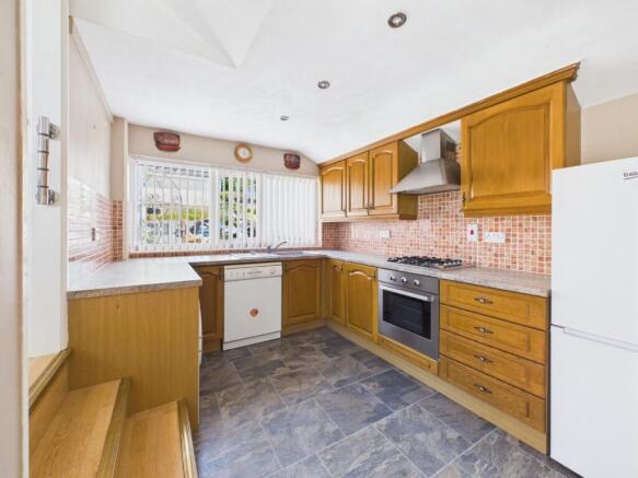 2 bed Detached Bungalow for sale Image 7