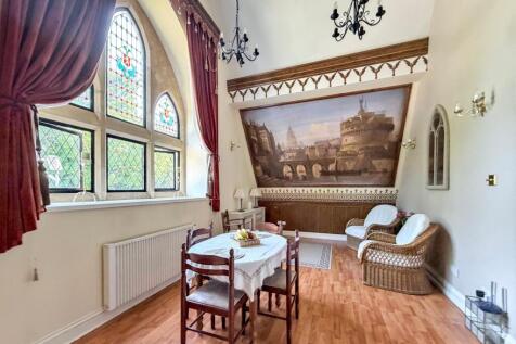 Conway Mews, Brompton, Gillingham, ME7