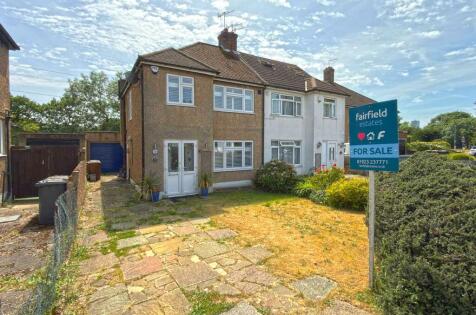Park Avenue, Bushey, WD23