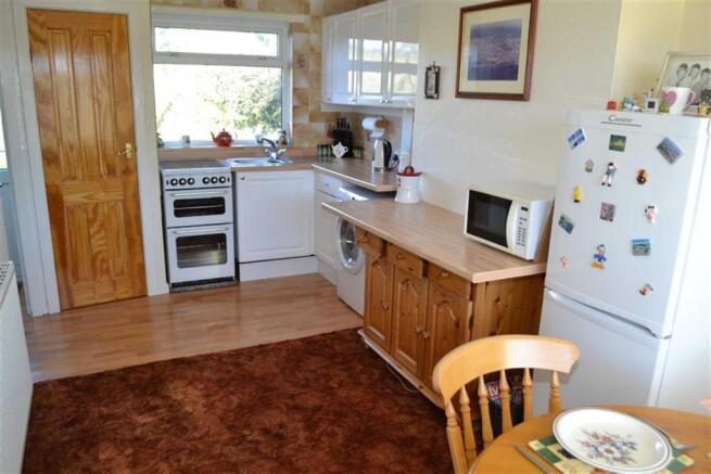 Dining kitchen
