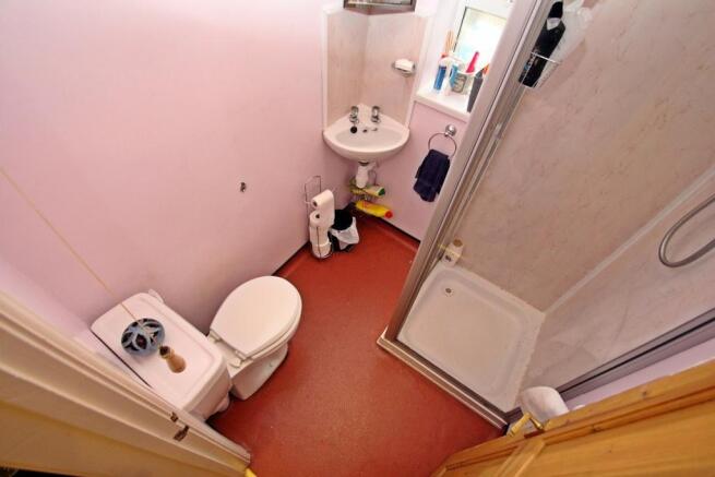 Downstairs shower ro