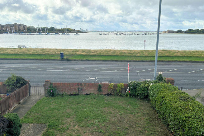 Front Garden/View