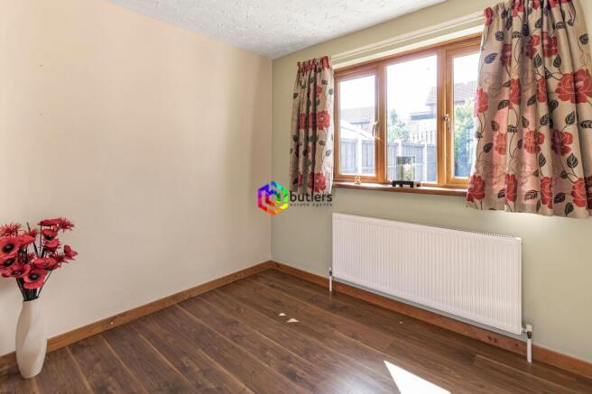 3 bed Semi-Detached for sale Image 5