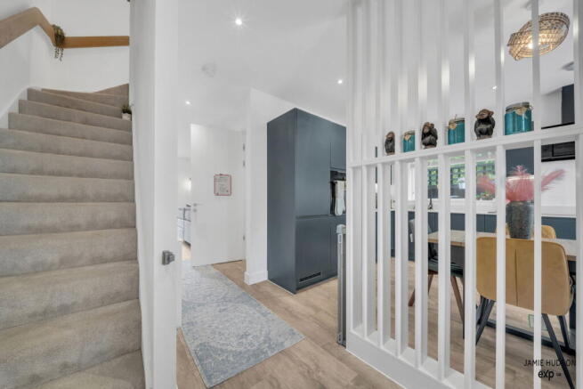3 bed Detached for sale Image 4