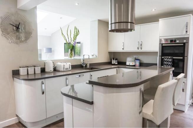 Kitchen/Breakfast