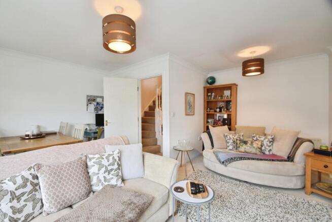 3 bed Semi-Detached for sale Image 8