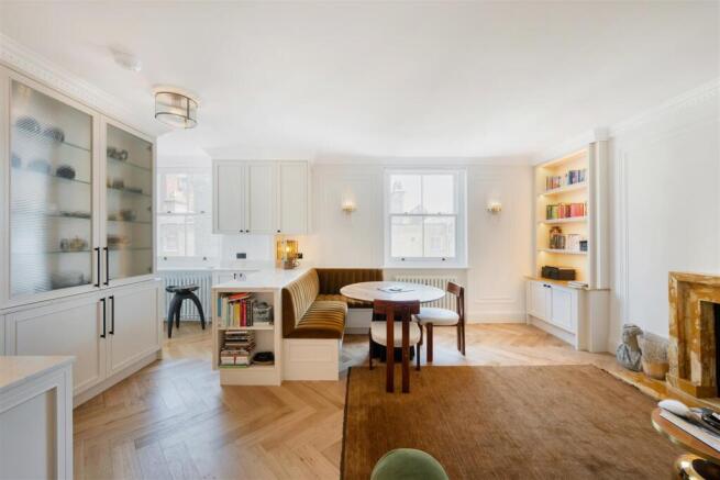 11 Fordham Court Hi-4.jpg