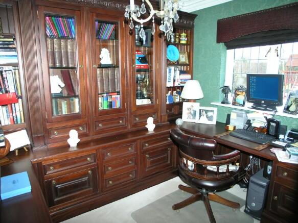 Photo 8
