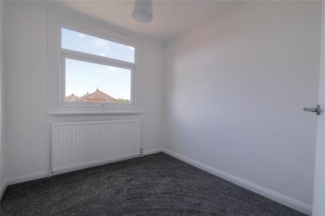 3 bed Semi-Detached to rent Image 6