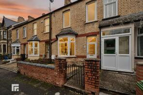 90, Fairwater Grove East, Llandaff, Cardiff CF5 2JU