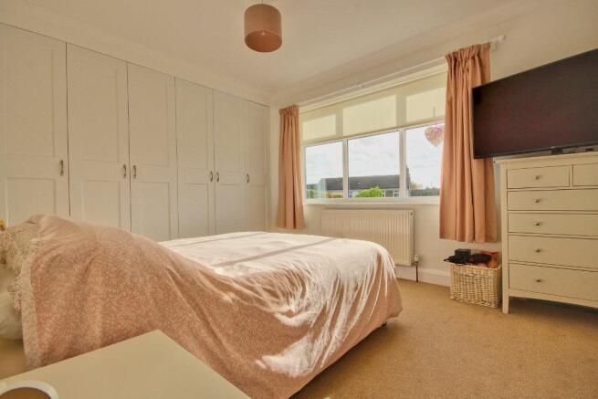 3 bed Detached for sale Image 11