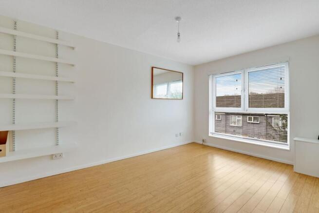 06-5ca1JHPropWorld - 11 Paxton Close - 4-medium.jp