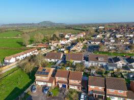 29, Finches Way, Burnham-on-sea TA8 2QQ