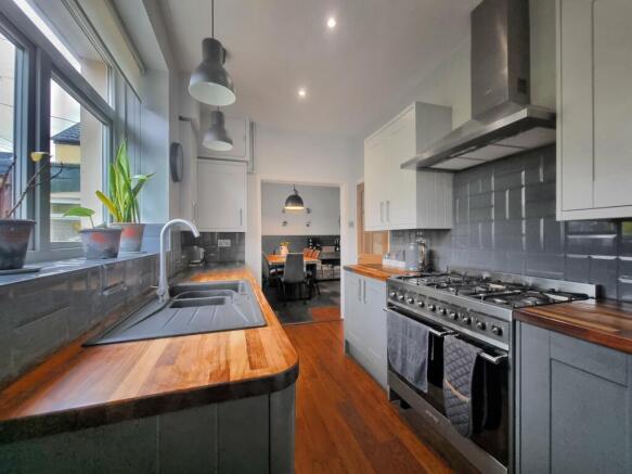 Kitchen2