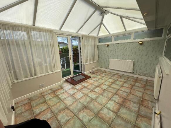 2 bed Bungalow for sale Image 6