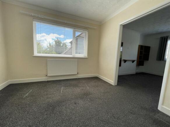Dining Room.JPG