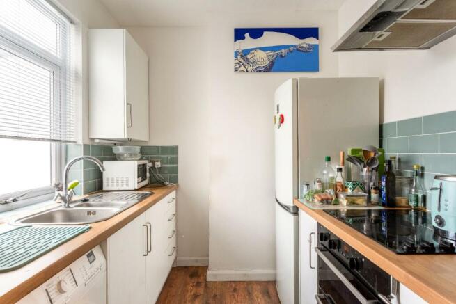 Kitchen (1).jpg