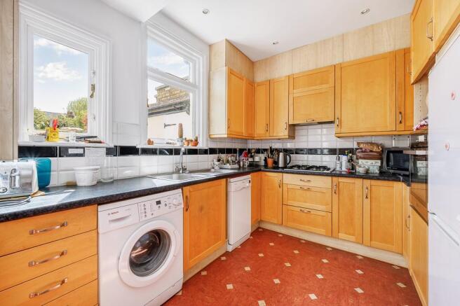 Modern Fitted Kitchen Area