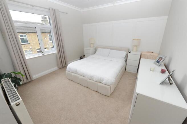 2 bed Terraced for sale Image 8