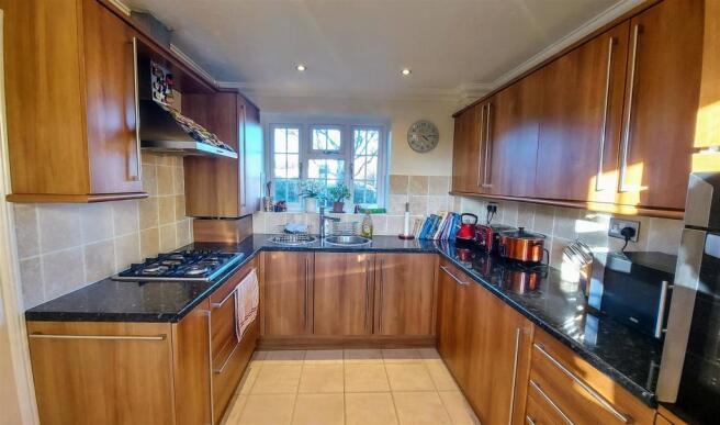 KITCHEN / DINER