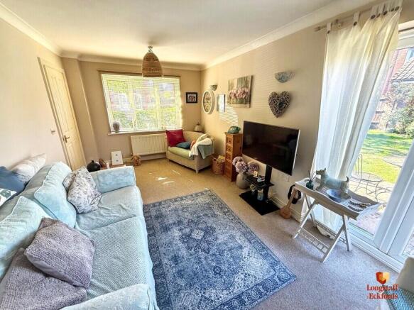 Lounge 2 (15)