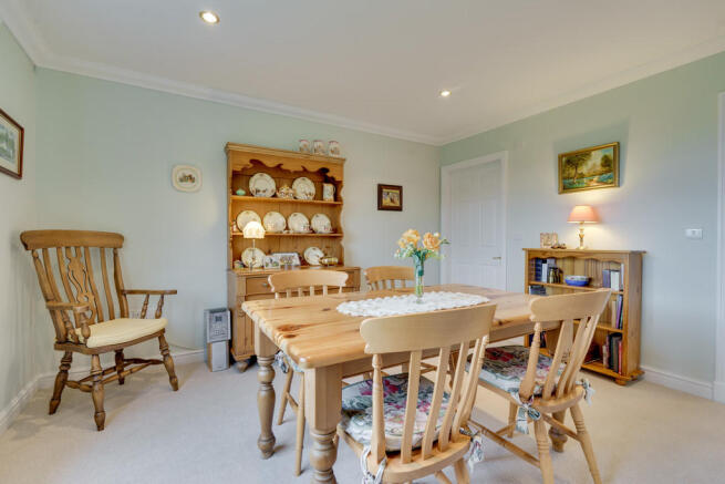 Dining Room/Bedro...